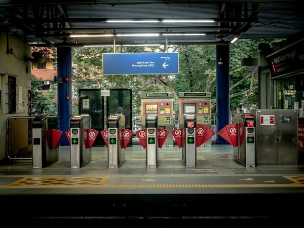 Comment évaluer les options de transport à proximité de votre location de vacances ?